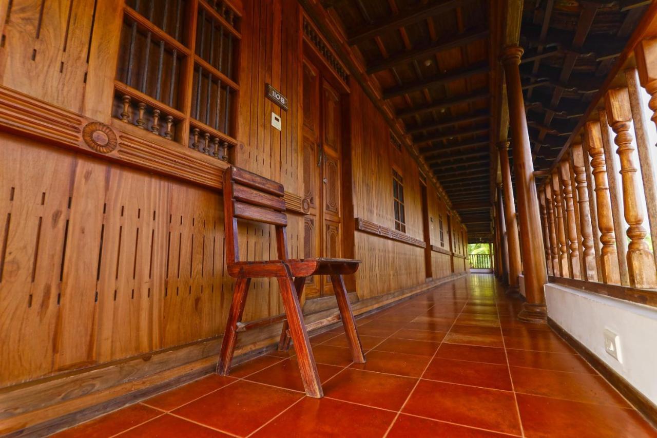 Kumarakom Heritage Resort 코타얌 외부 사진