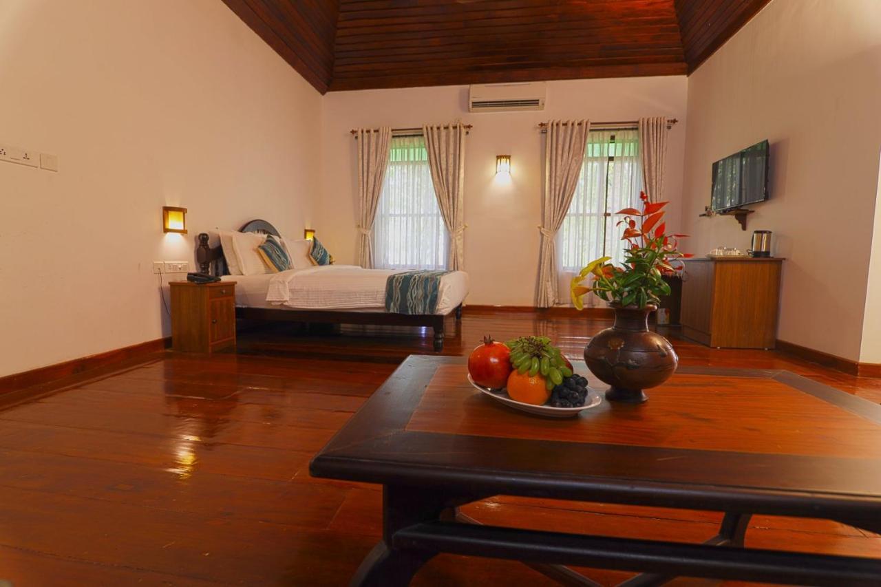 Kumarakom Heritage Resort 코타얌 외부 사진