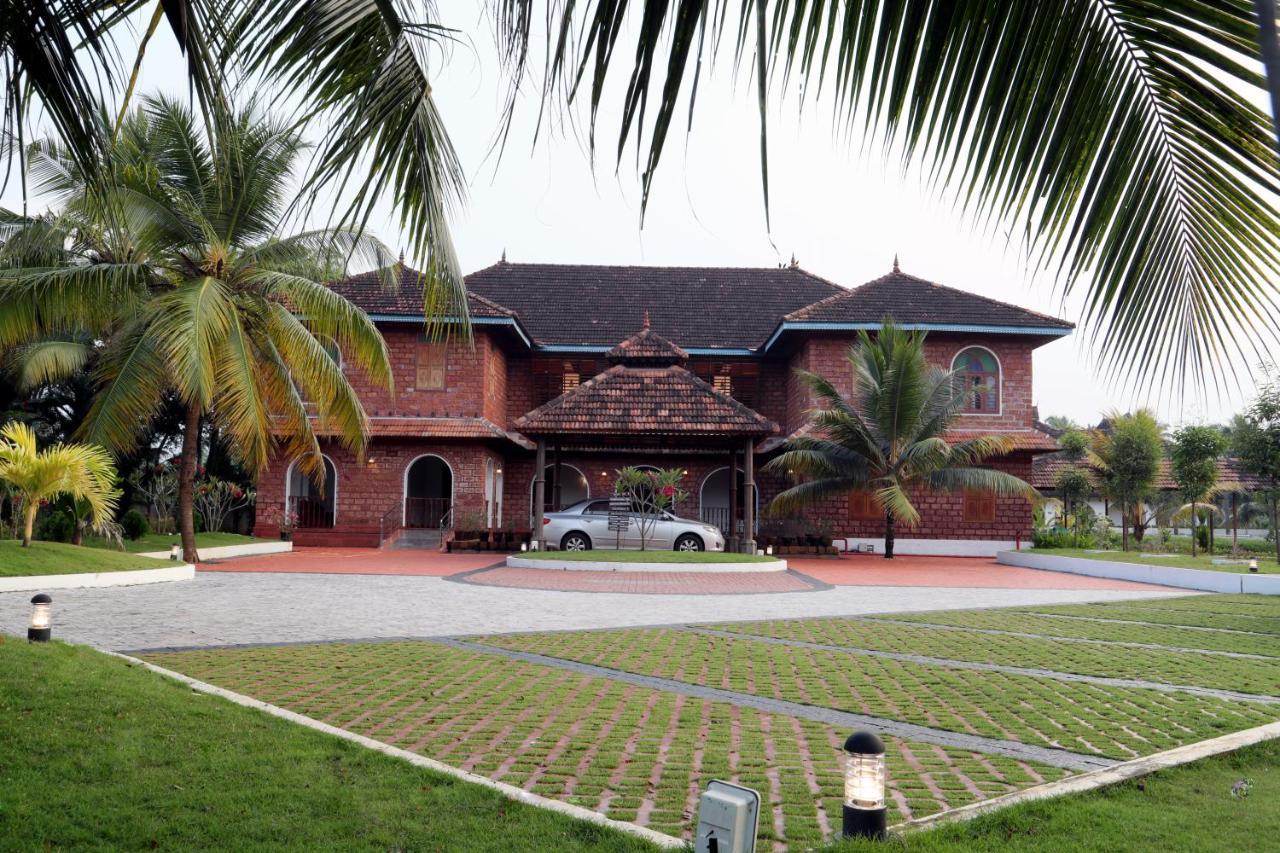 Kumarakom Heritage Resort 코타얌 외부 사진